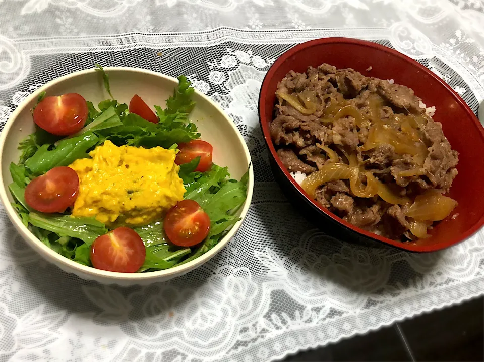 牛丼とマッシュパンプキンのサラダ|誠至さん