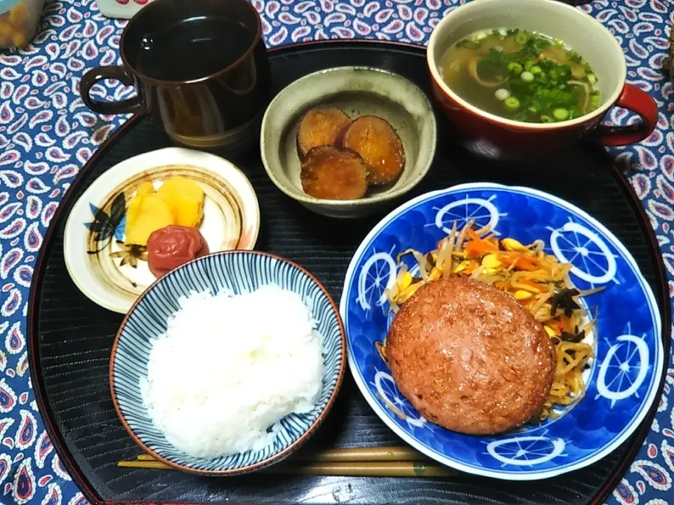 よねばーばの朝ごはん

もやしのビビンバを食べようと、
思ったけど、ご飯と別々にして
食べました、|yoneばーばさん