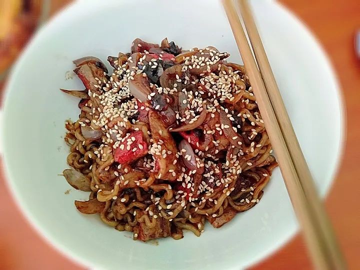 Snapdishの料理写真:Breakfast - Bean Pasted Noodles|Myatさん