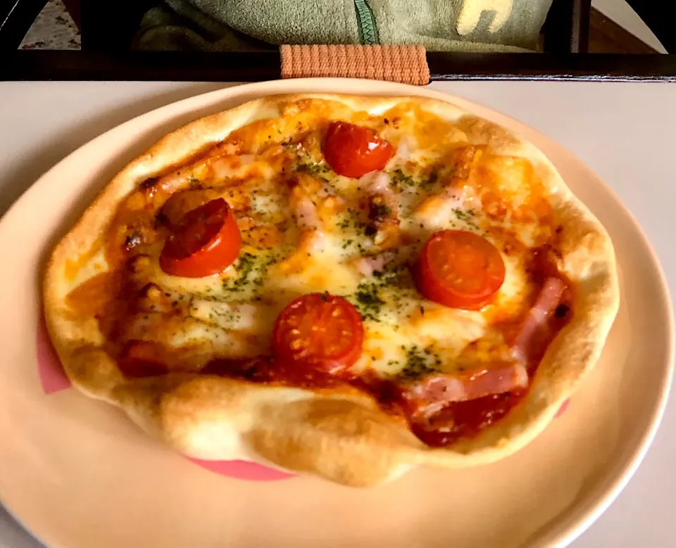 Snapdishの料理写真:クリスピーピザ🍕|csigapogiさん