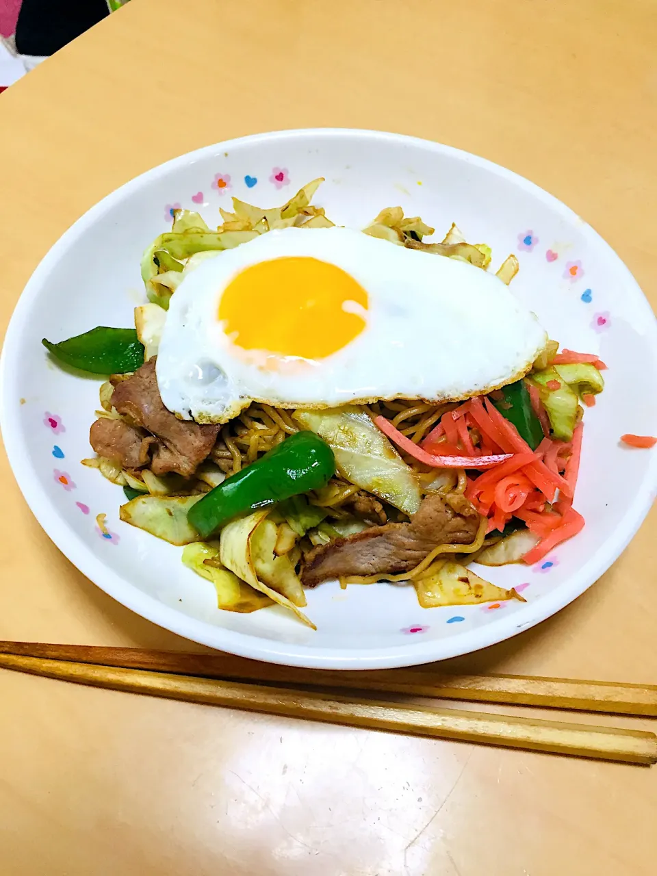 在宅勤務中の男達(焼きそば)|おおもりの星さん