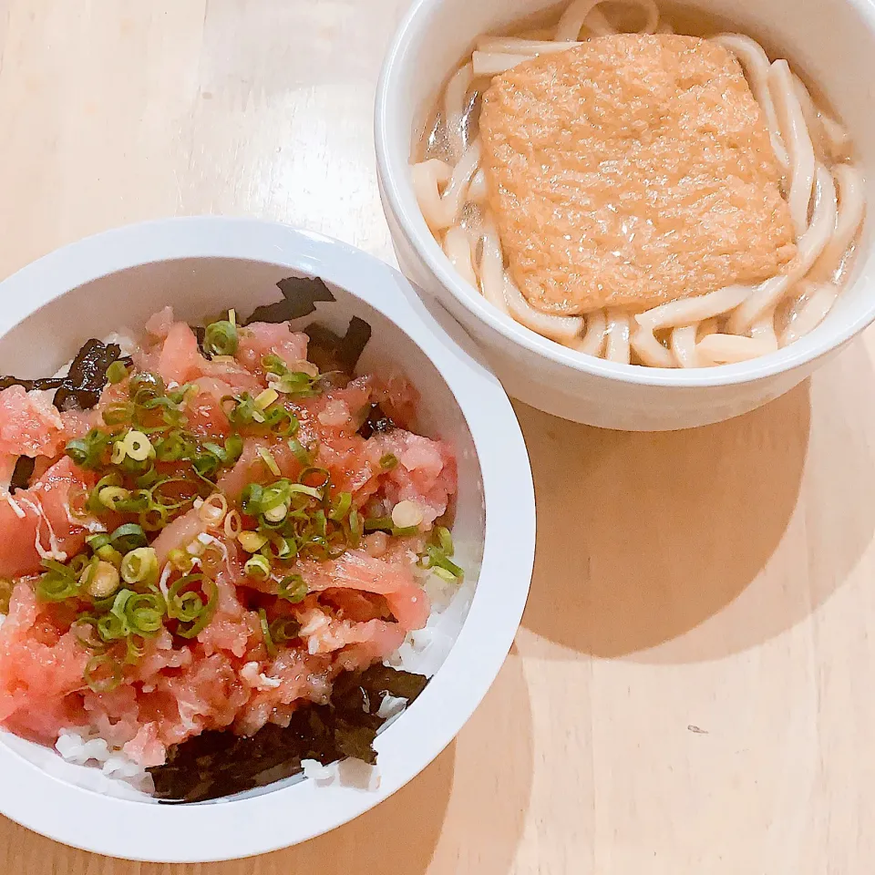 夜ご飯☺︎ネギトロ丼、きつねうどん|とまこ(*^o^*)さん