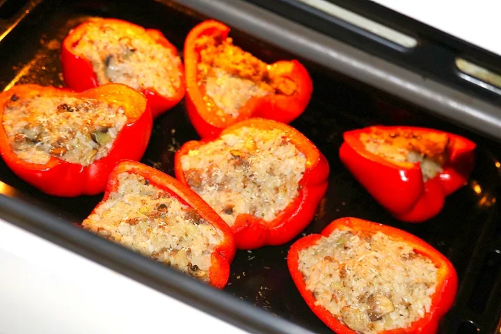 Italian Stuffed Peppers|Una's Kitchenさん