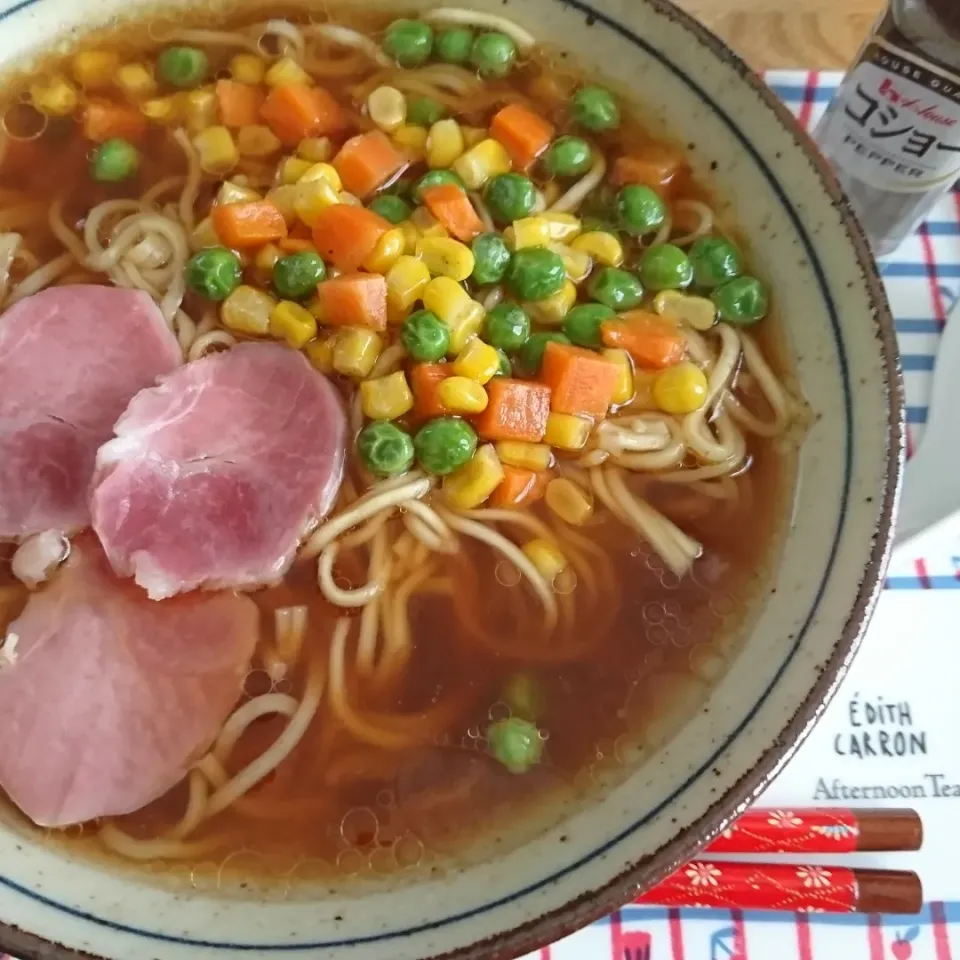 お昼はラーメン🍜|しまだ ちえこさん