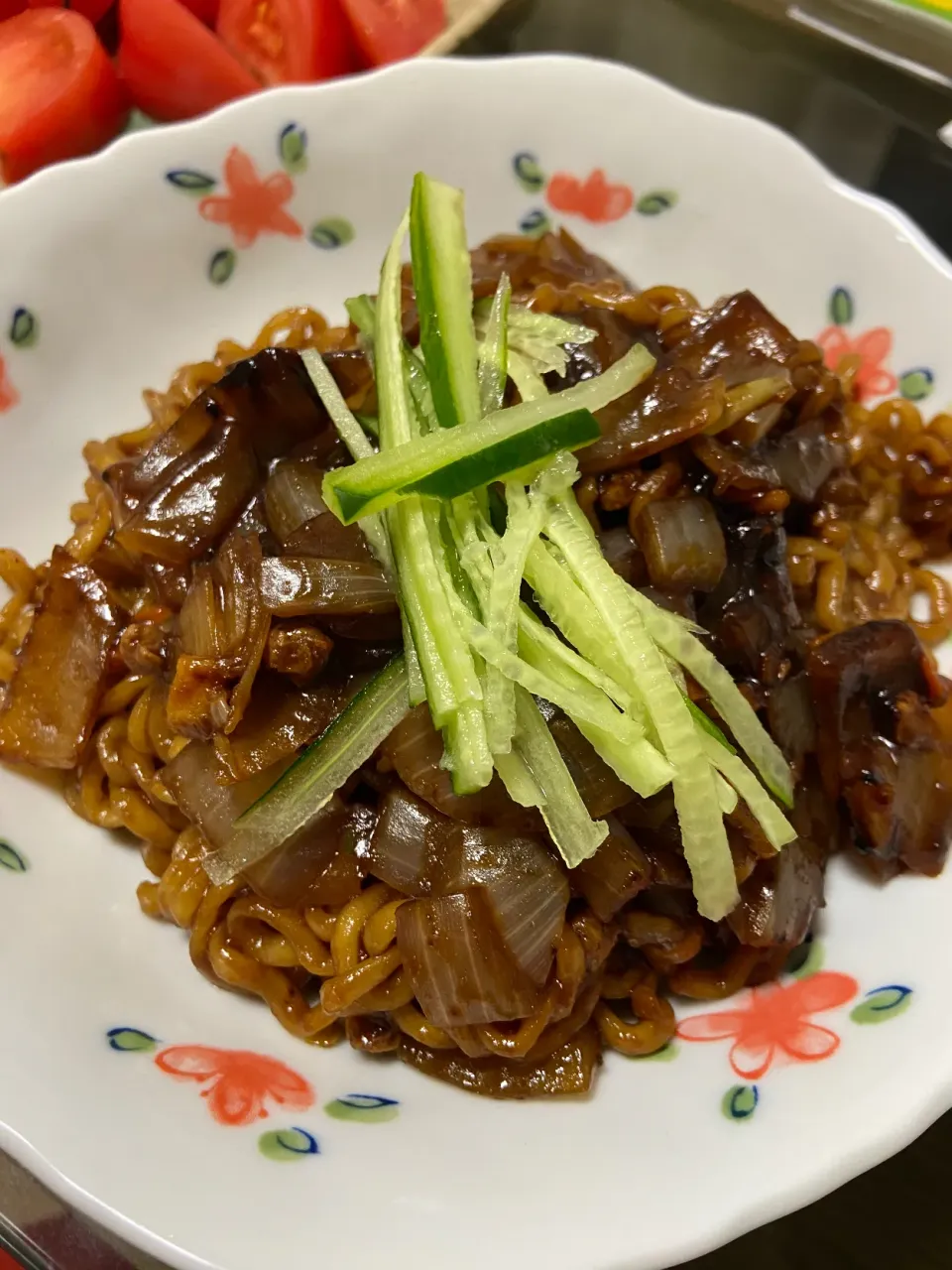 外出自粛中のご飯　ジャジャン麺|やさこさん