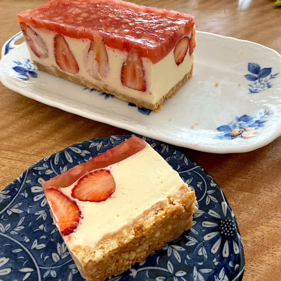 いちごのレアチーズケーキ🍓|Sakikoさん