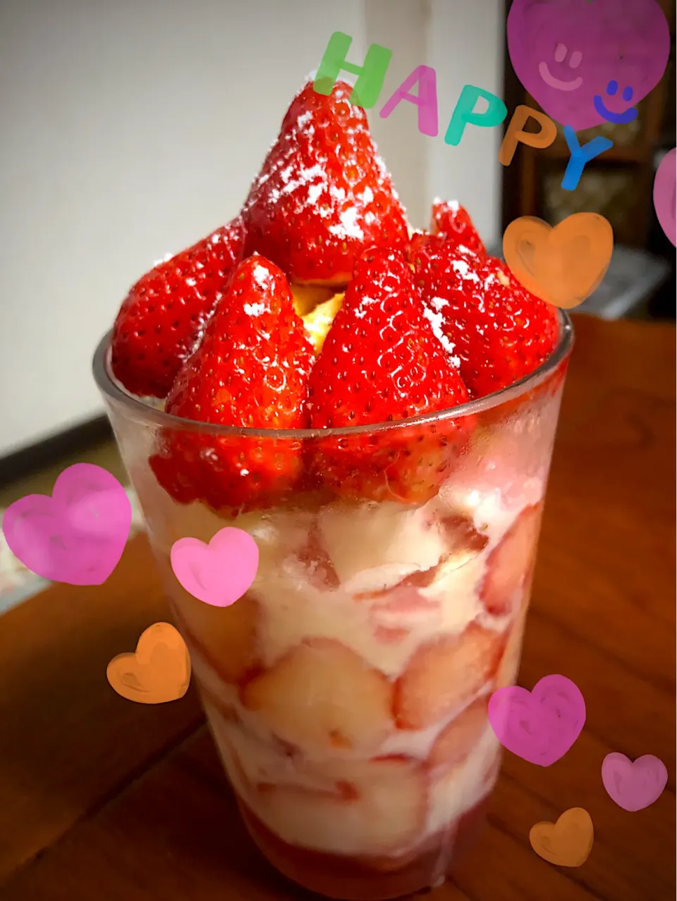 娘作🍓苺のパフェ🍓|かな。さん