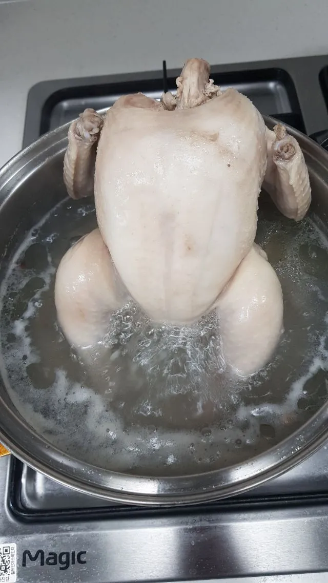 samgyetang jacuzzi|steven z.y.さん