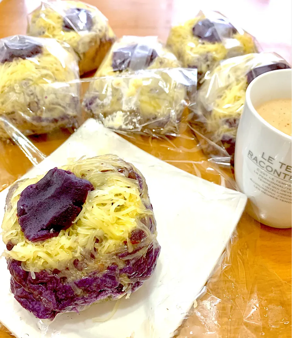 Snapdishの料理写真:Breaky ube cheese ensaymada|Mizz Palomaさん