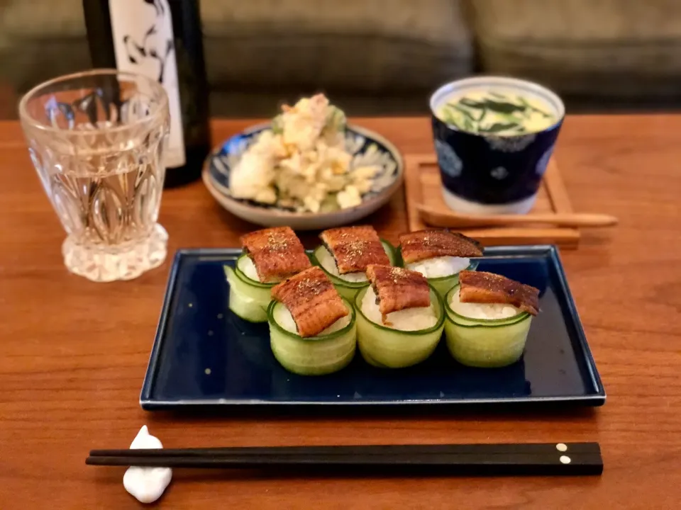 鰻寿司と茶碗蒸しで家飲み　　　　　　　Eel sushi and Savory egg custard|マユマユさん