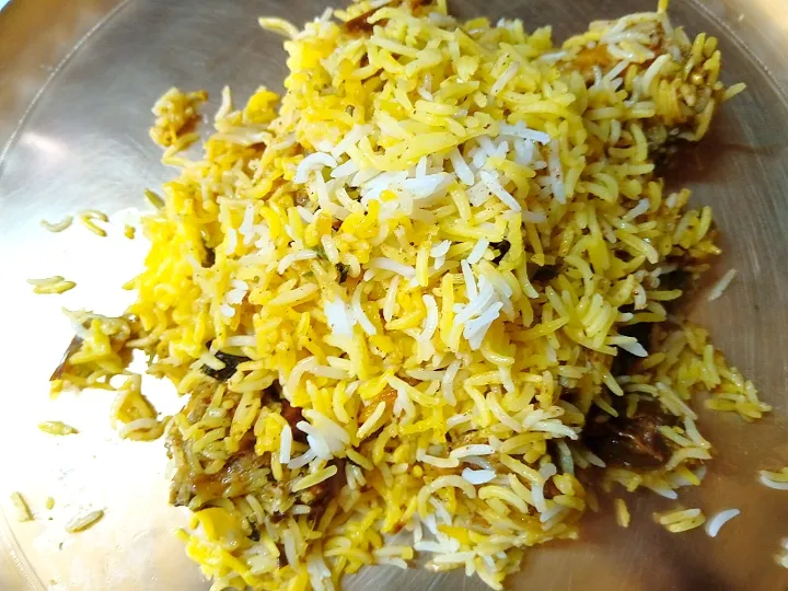 Hyderabadi chiken dum biriyani|subhajitさん