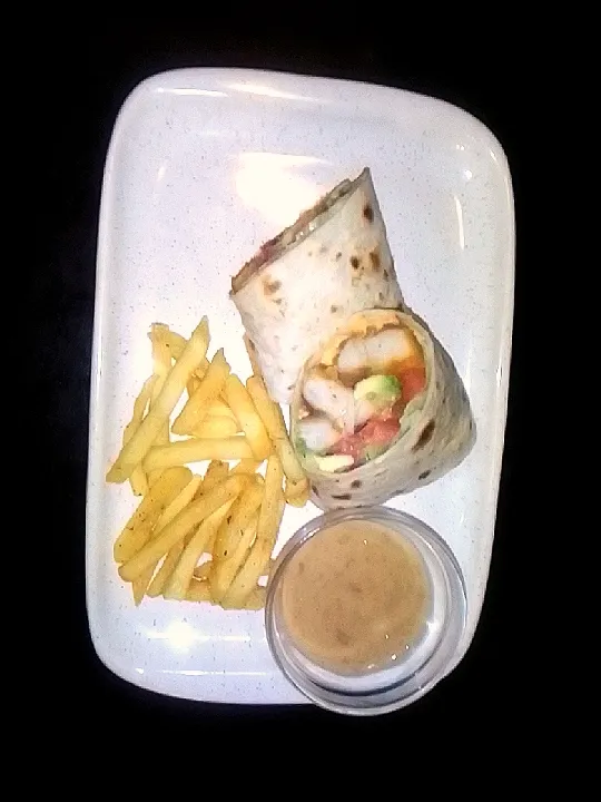 Chicken wraps n chips|Nonoさん