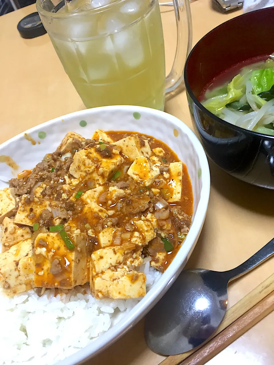 Snapdishの料理写真:在宅勤務中の男飯(麻婆豆腐丼)|おおもりの星さん