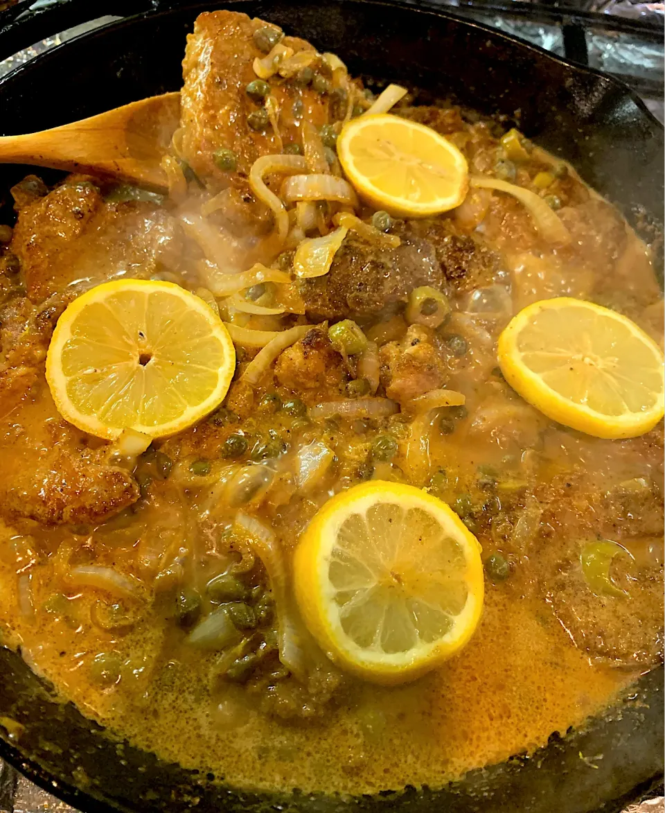 Sizzling Pork Chops with Capers cooked in Skillet|Alma's Home Kitchenさん