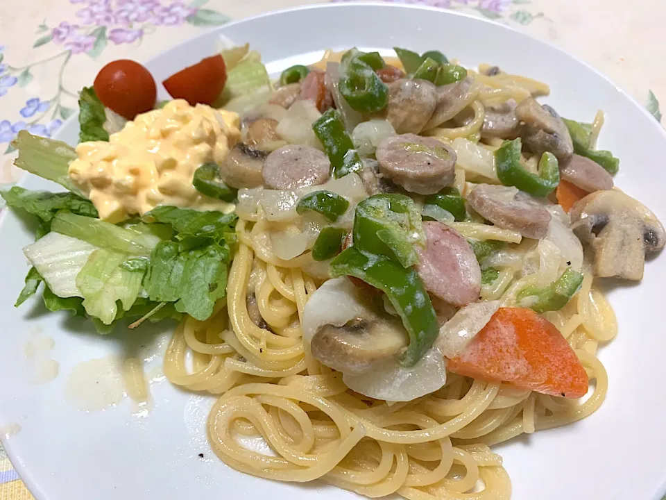 ランチ、クリームスパゲティー|Isimura Hidekiさん