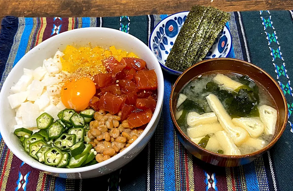 Snapdishの料理写真:ばくだん丼|卯吉🐰さん