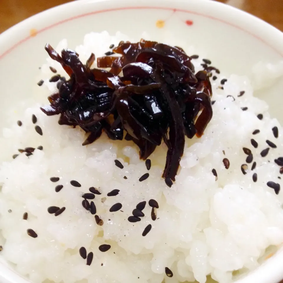 炊きたてご飯🍚紫蘇昆布と胡麻|まいりさん