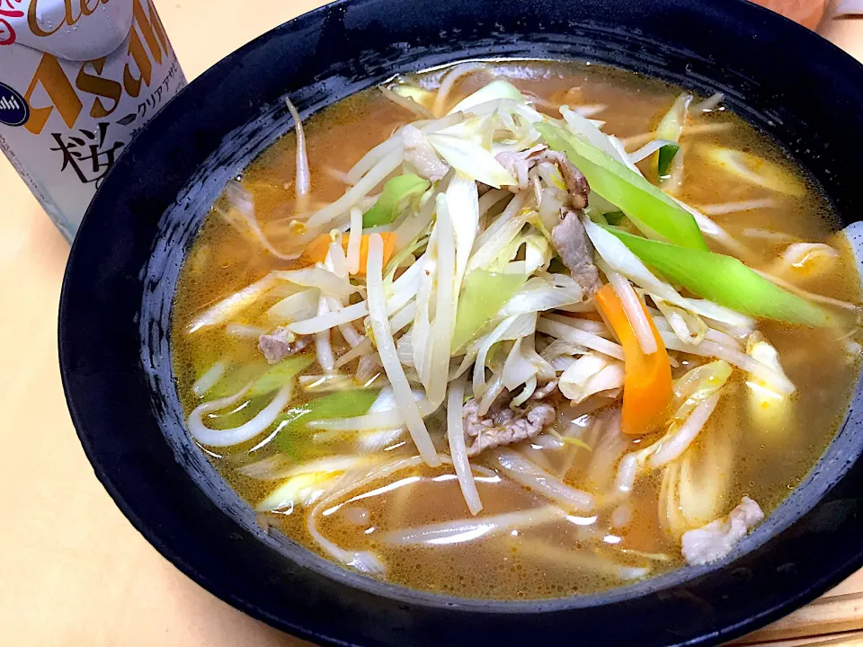 単身赴任中の男飯(もやしネギ味噌ラーメン)|おおもりの星さん