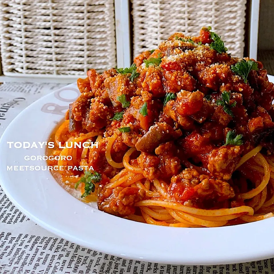 ゴロゴロミートソースパスタ🍝|ユッキーさん