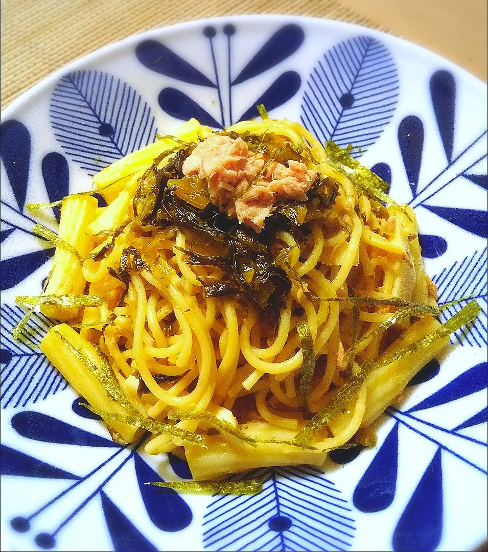 Snapdishの料理写真:高菜とツナの和風パスタ|Reikoさん