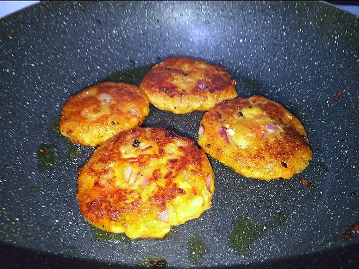 Snapdishの料理写真:Aalu Tikki|sushさん