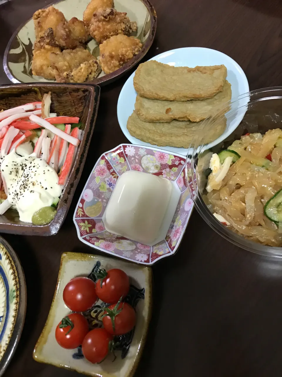 4月19日晩ご飯。お惣菜とありあわせ。|あやさん