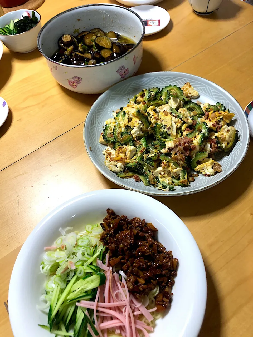 ゴーヤチャンプル　茄子の揚げ浸し　ジャージャー麺の夕ご飯|Kumiko Kimuraさん