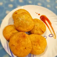 Pyaaz Kachori👅 

Perfect for spiece lover!