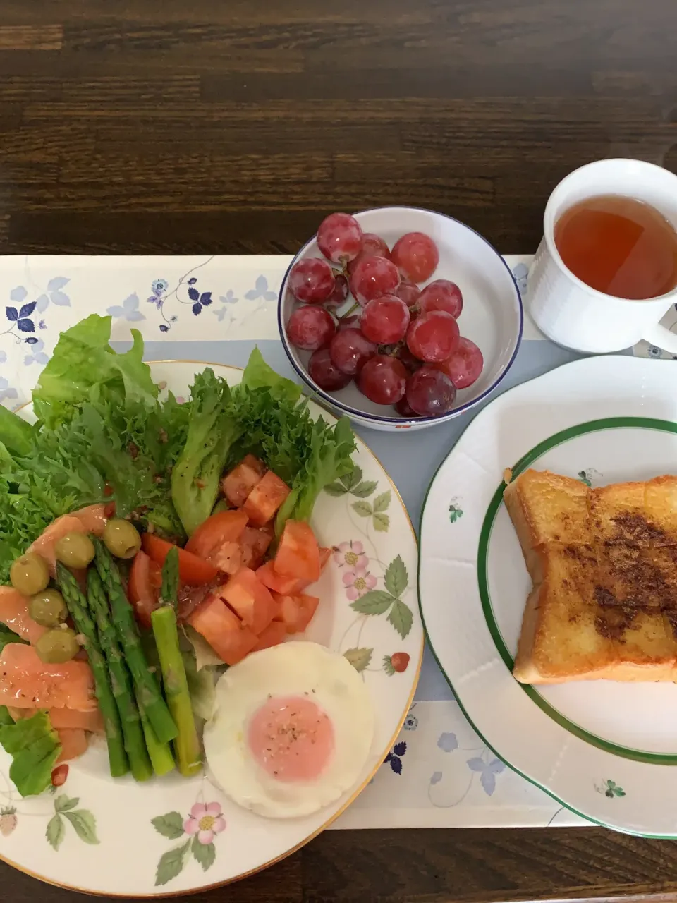 バターた〜っぷりのシナモントースト召し上がれ❣️|tamemitiさん