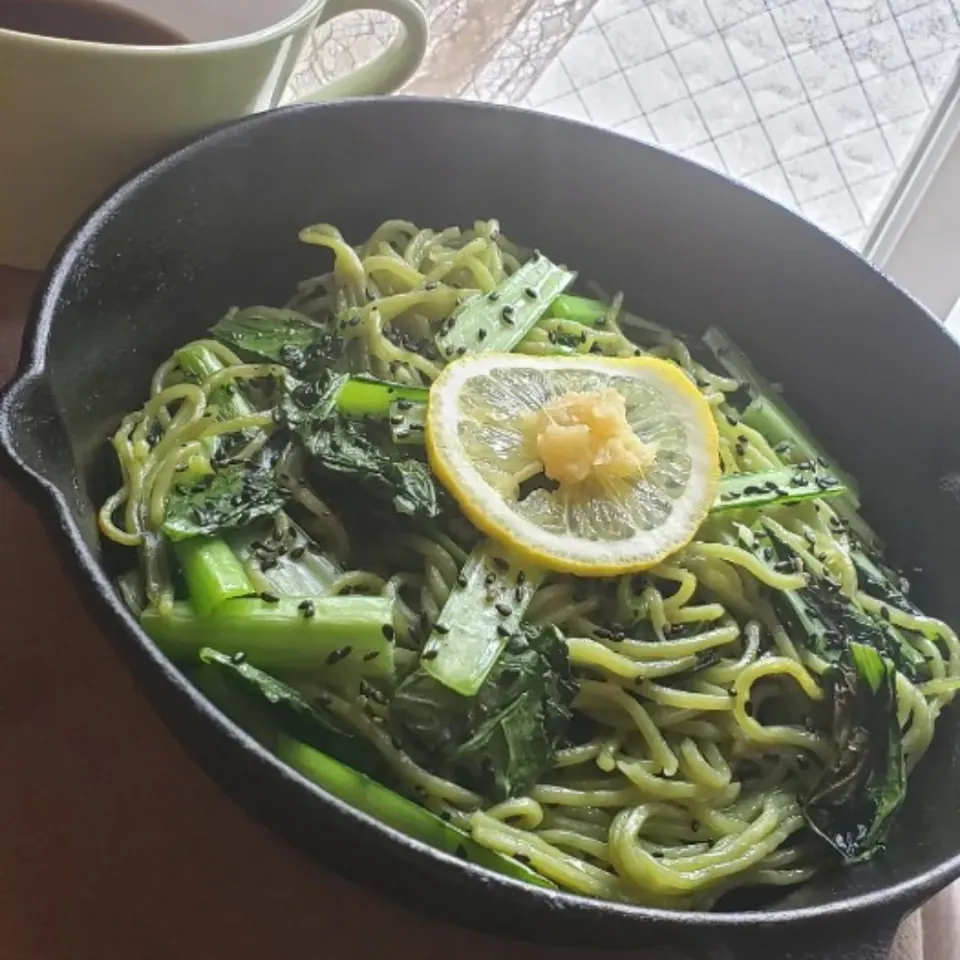 ワントーン風＊茶蕎麦の中華鉄板焼き|mi_neneco♪さん