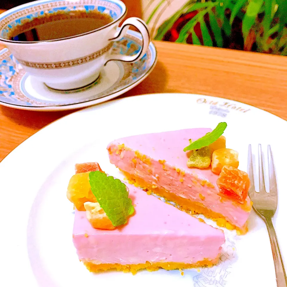 3時のおやつに初 🍰レアチーズケーキ       出来映え 60点くらいかな😅|Sの食卓さん