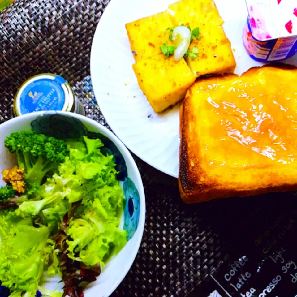 Today's breakfast🥳|ペンギンさん