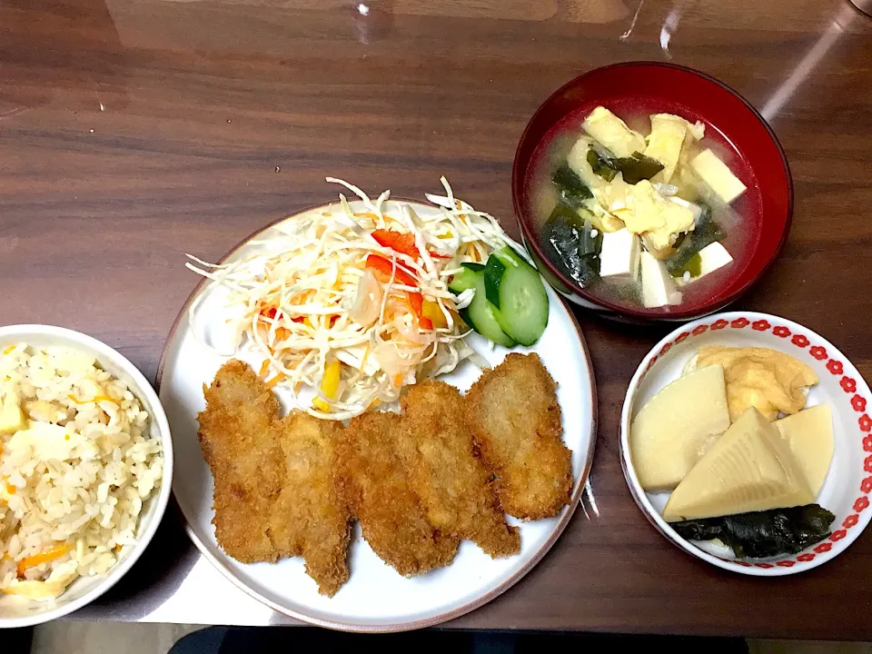 ヒレカツ たけのこの煮物 豆腐と揚げの味噌汁 たけのこご飯|おさむん17さん