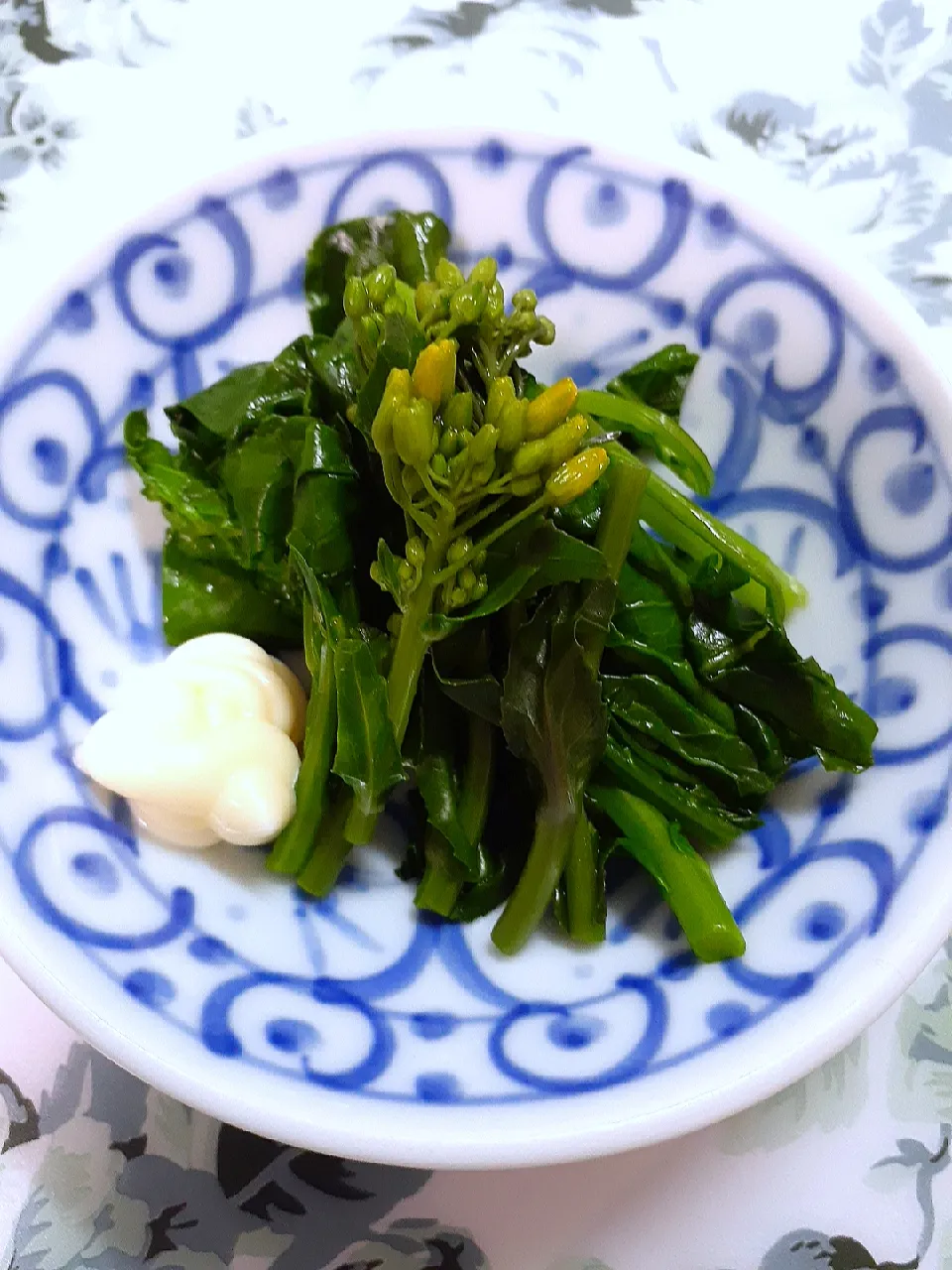 Snapdishの料理写真:🔷農家さんの朝採り野菜🍀のらぼう菜🍀🔷茹でたてをマヨネーズで|@きなこさん