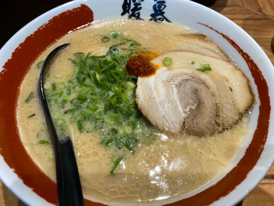 Snapdishの料理写真:恵比寿「暖暮」の豚骨ラーメン。|sniper66さん