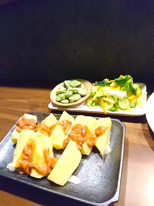 Snapdishの料理写真:そら豆塩ゆで|sa-さん