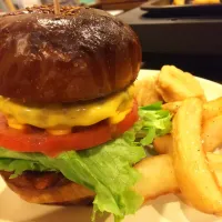 Snapdishの料理写真:ホットプレートでハンバーガー|kokkoさん