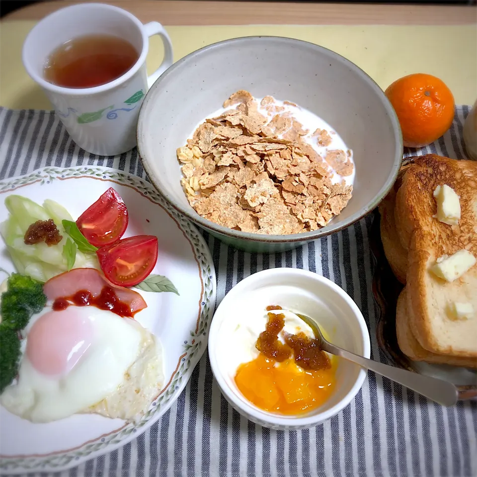 Snapdishの料理写真:サンデーモーニング|Noriyuki Saitoさん