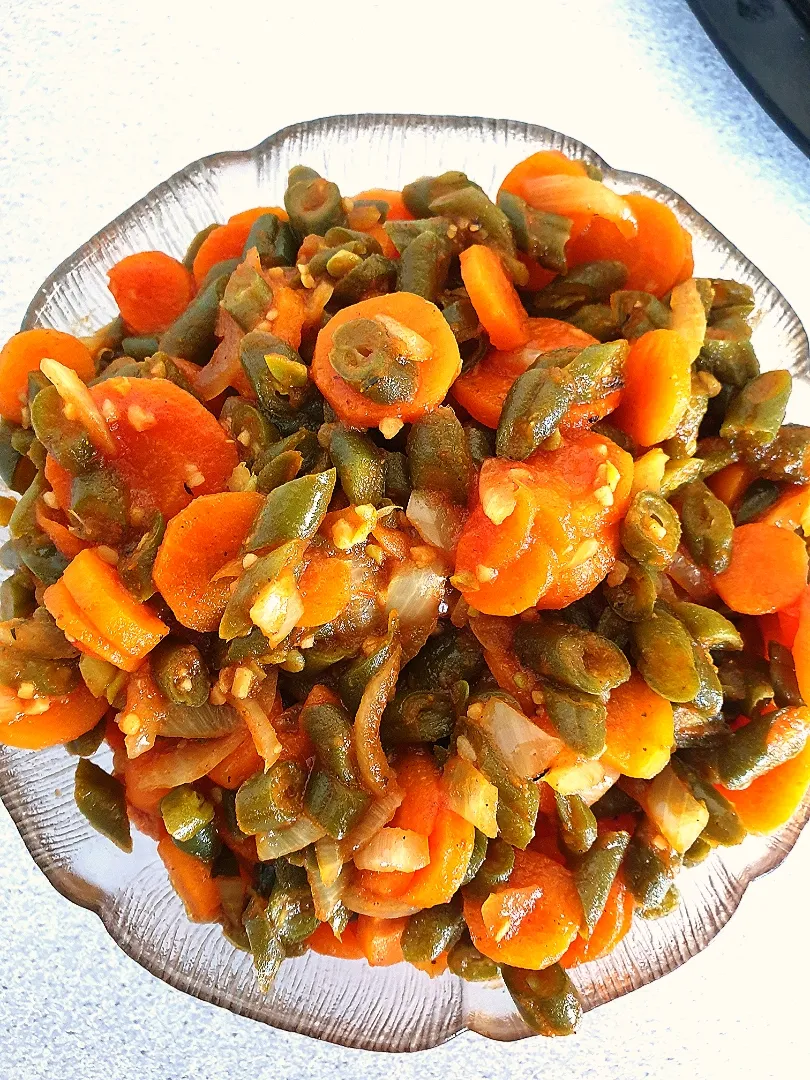 sweet and sour carrot and green beens|Henrietta Dimakatso Kanyaneさん