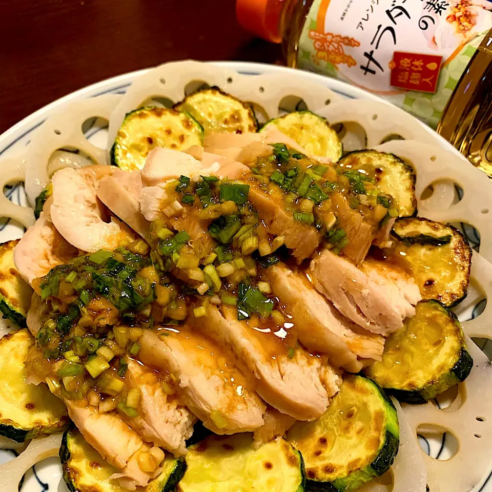 日の出みりん❗️サラダチキンの素で蒸し鶏🍗|みっこちゃんさん