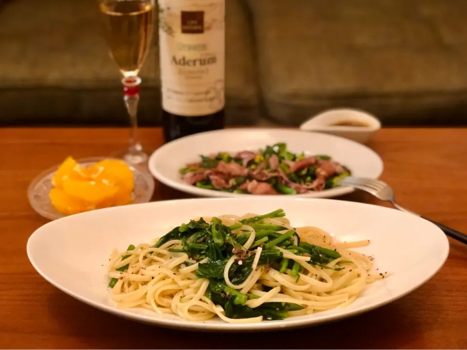 菜花とアンチョビのパスタ、菜花とホタルイカの酢味噌ドレッシング和え　　　　　Rape and anchovy pasta , Rape and firefly squid with vinegar miso dressing|マユマユさん