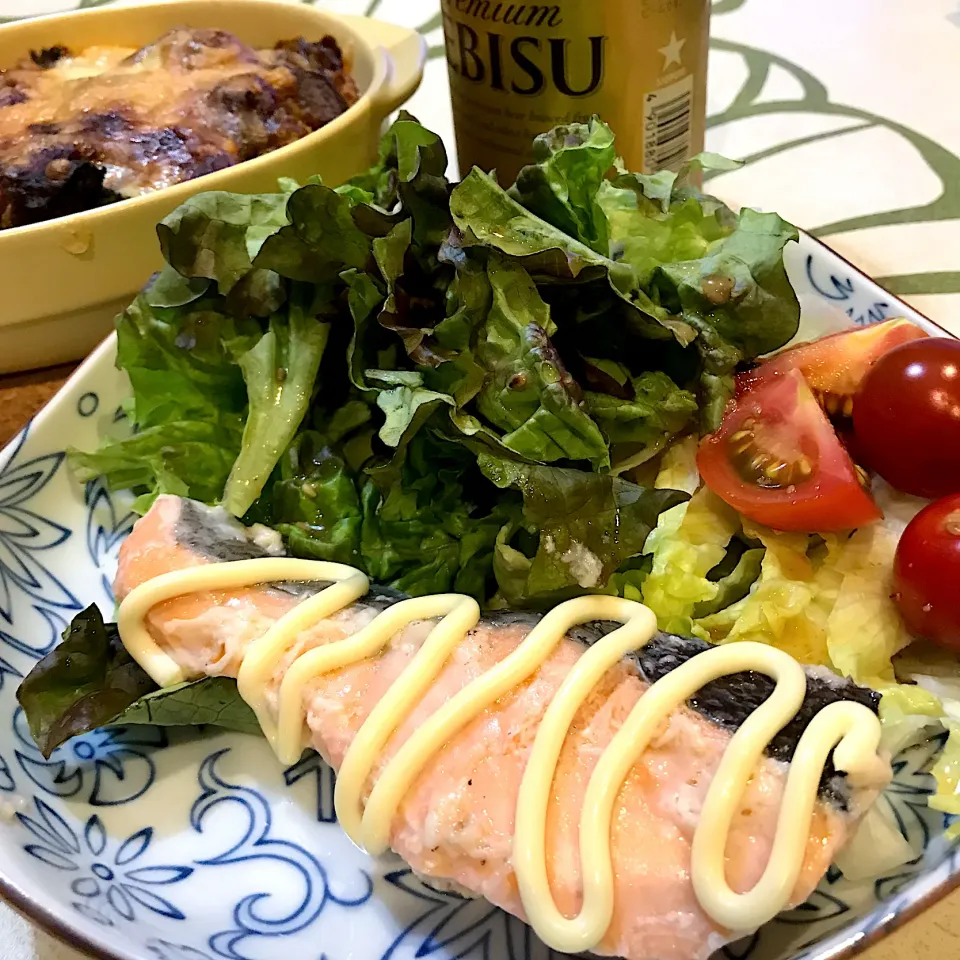 Snapdishの料理写真:塩麹漬け鮭の炊飯器蒸し💕ハヤシドリア😉|てるみさん