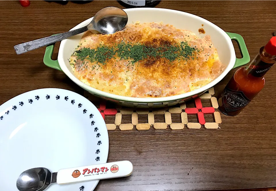 Snapdishの料理写真:牛乳消費協力のグラタン♪|つばりん亭さん