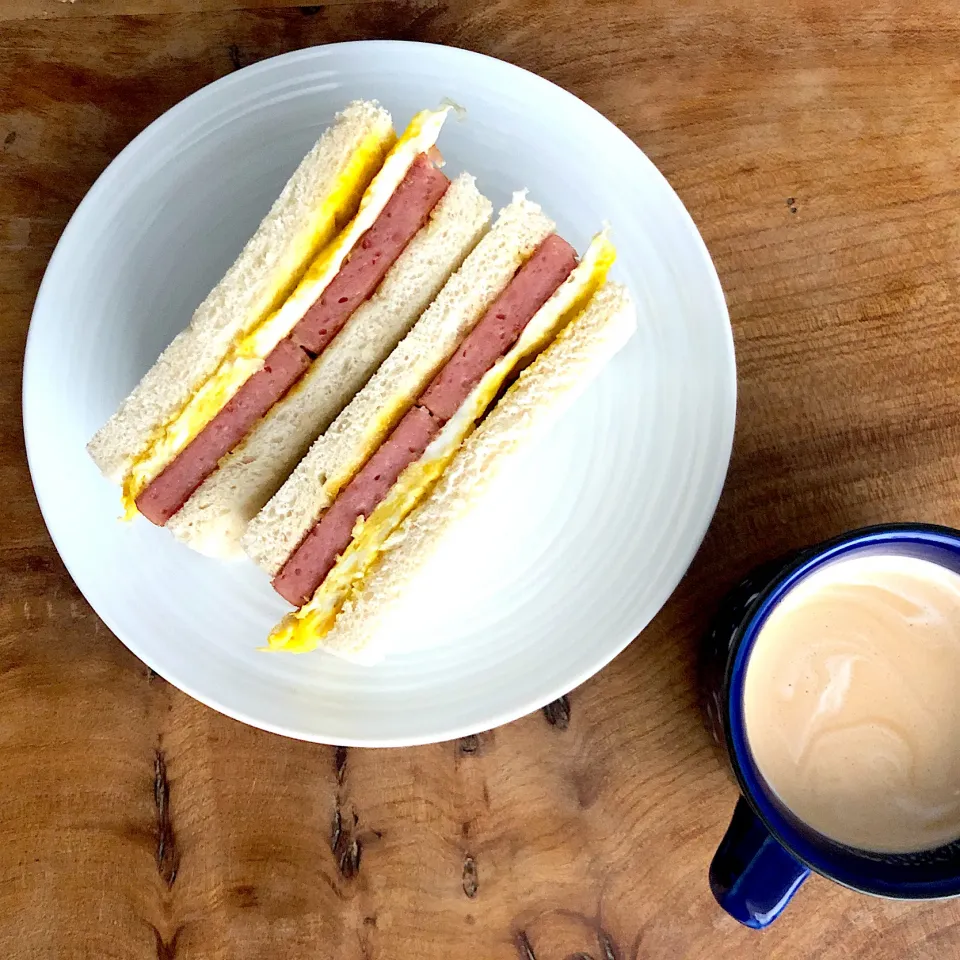 Spam and egg sandwich|Rami_kitchen_in_parisさん