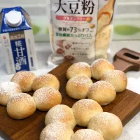 Snapdishの料理写真:糀甘酒と大豆粉のふわふわパン|ゆうさん