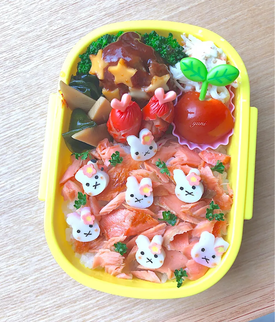 自宅でお弁当🙄いいかも〜😆|🌸yuni🌸さん