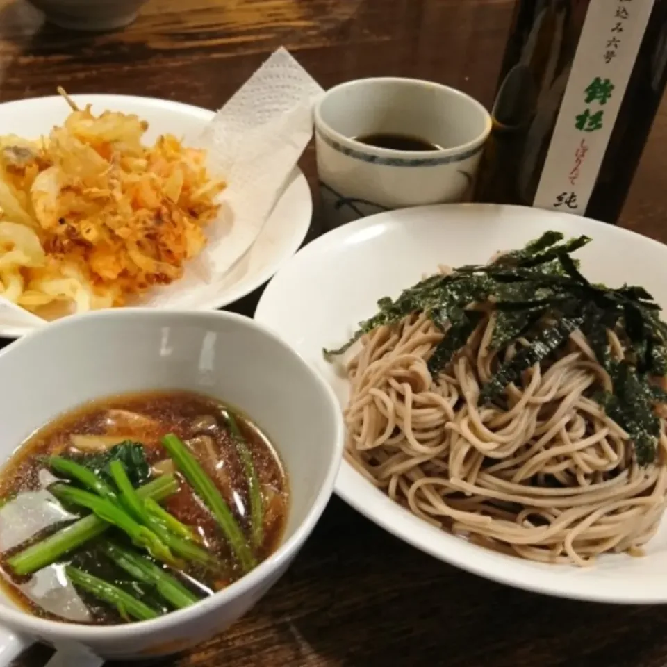 Snapdishの料理写真:蕎麦と、かき揚げ(*^_^*)|しーPaPaさん