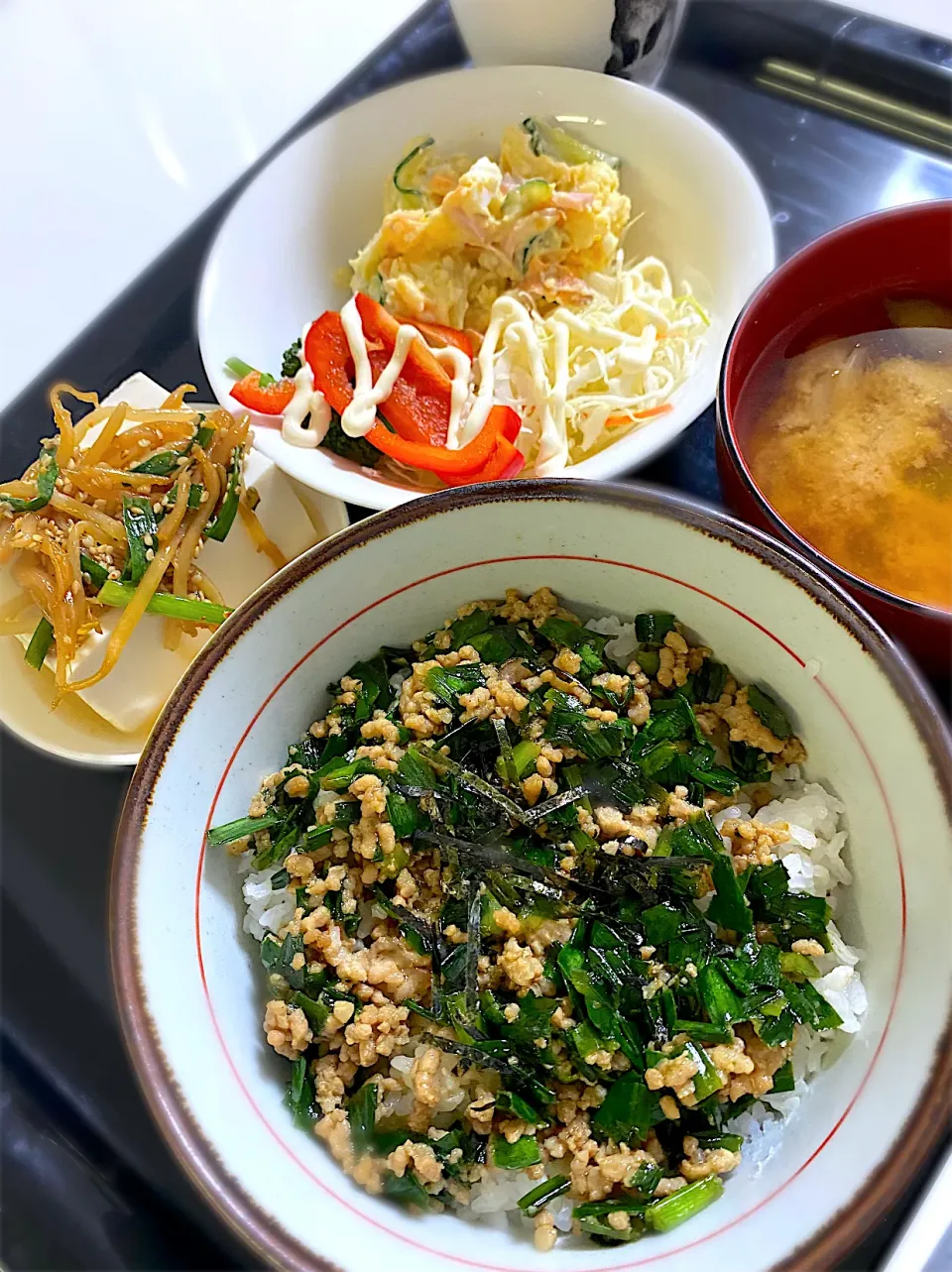 ニラひき肉丼|ゆきさん