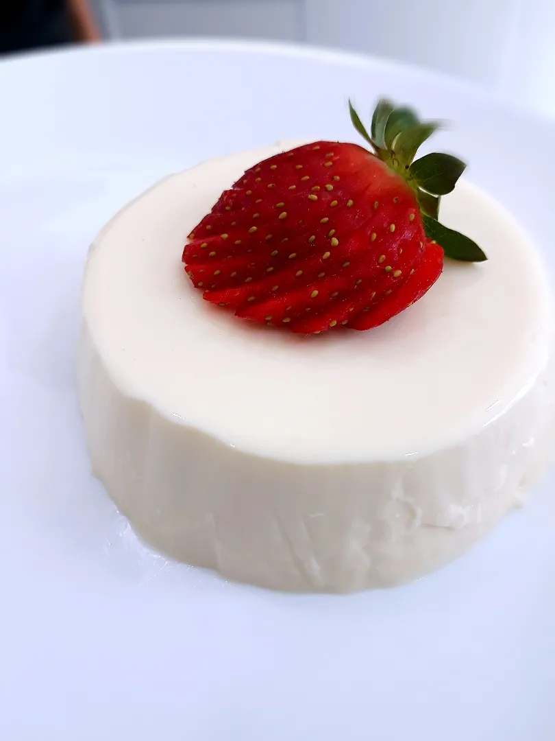 Strawberry Panacotta|Amberさん