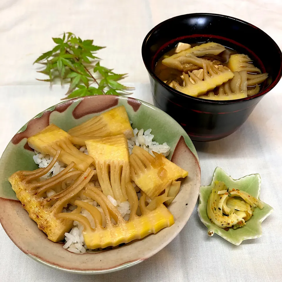 筍ご飯＊筍お味噌汁🌿|henryさん